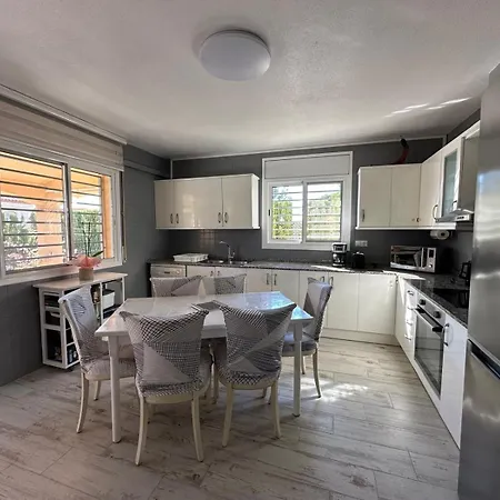 08 Canarias * ميامي بلاتجا